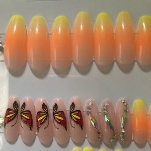 Press on nails butterfly